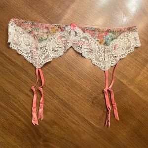 VINTAGE! c. 2006 Victoria's Secret garter belt size XS/S